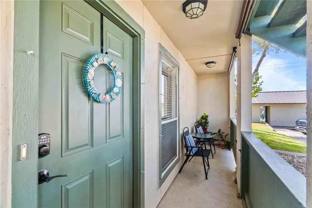302 St Andrews #K-102 Rockport, TX 78382