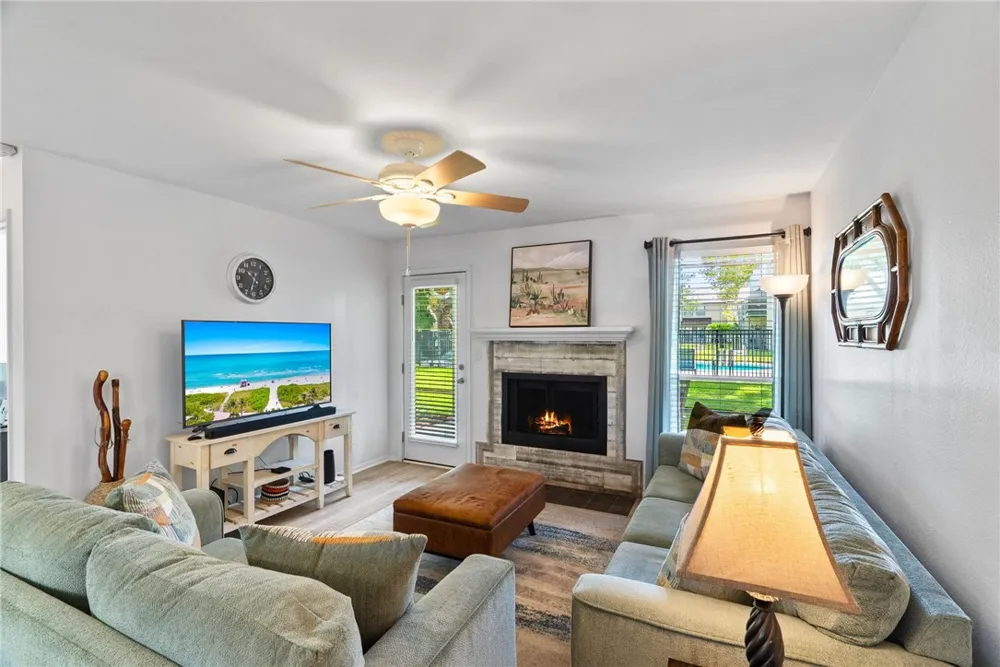 302 St Andrews #K-102 Rockport, TX 78382