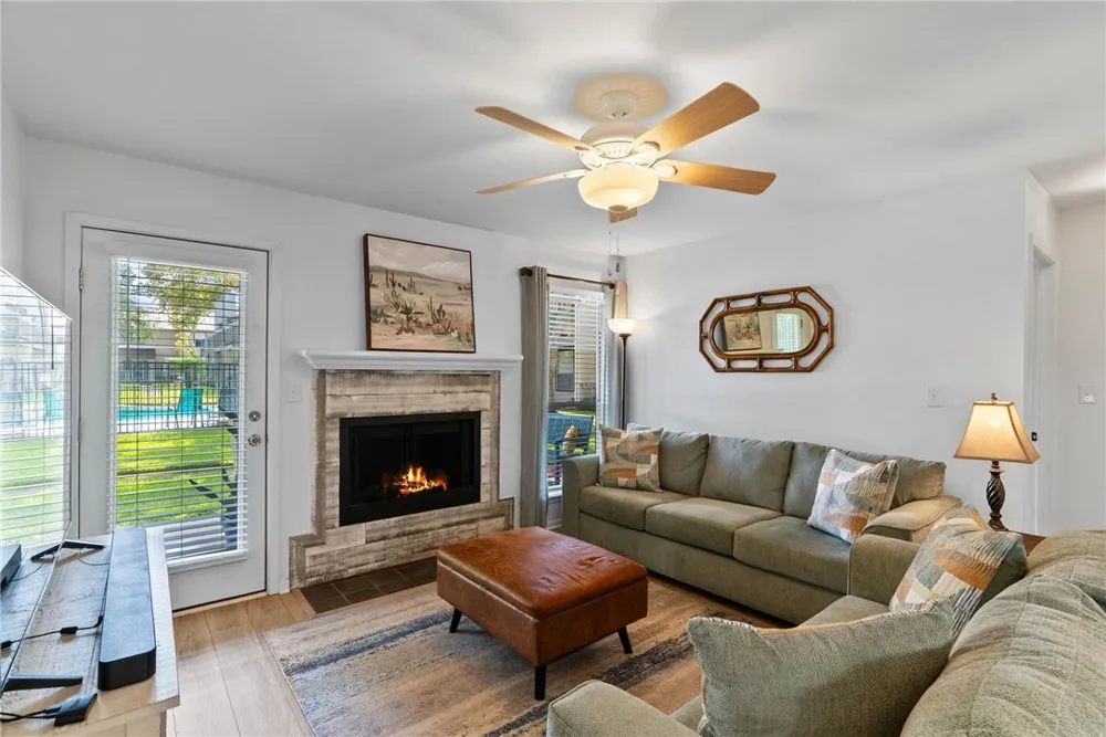 302 St Andrews #K-102 Rockport, TX 78382