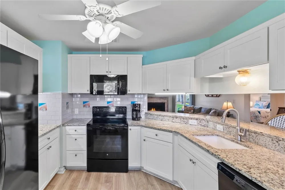 302 St Andrews #K-102 Rockport, TX 78382