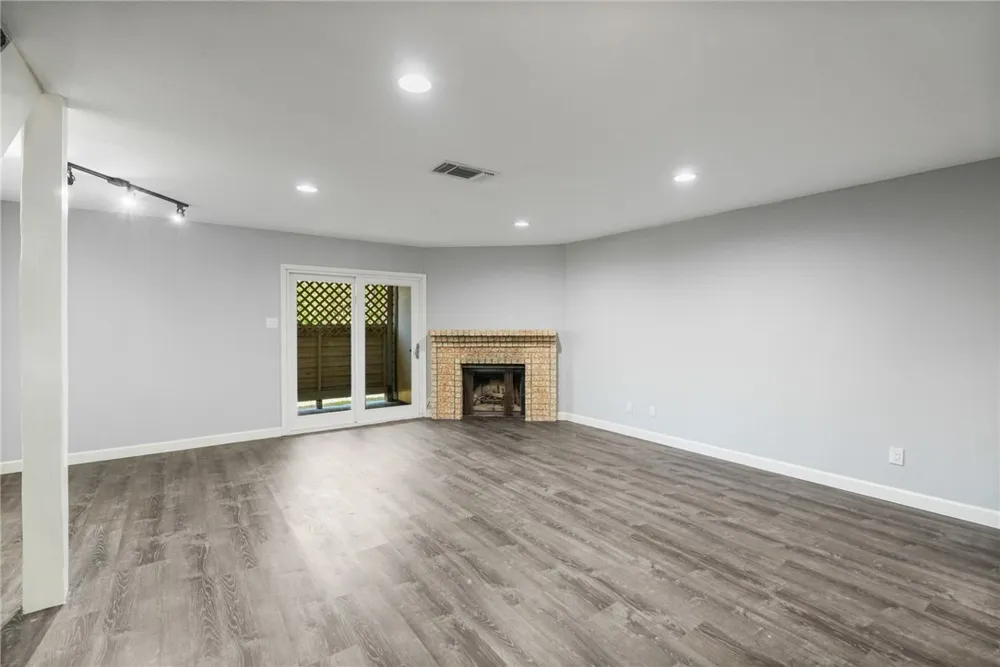 2406 Capitan Drive #B Corpus Christi, TX 78414