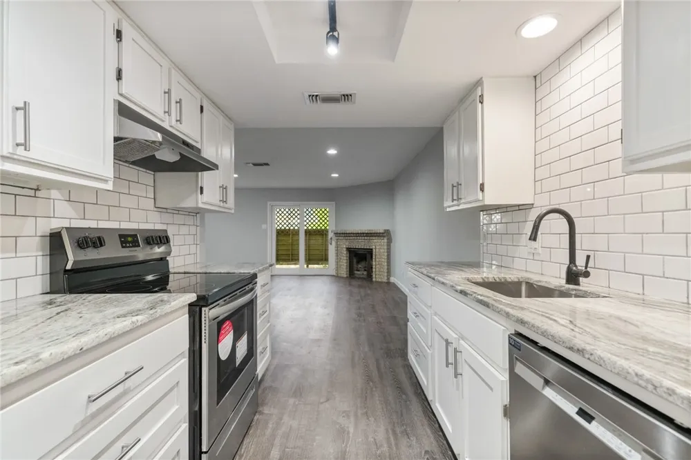 2406 Capitan Drive #B Corpus Christi, TX 78414