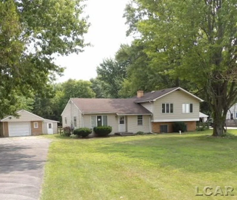 9412 Summerfield Road Bedford Township, MI 48182
