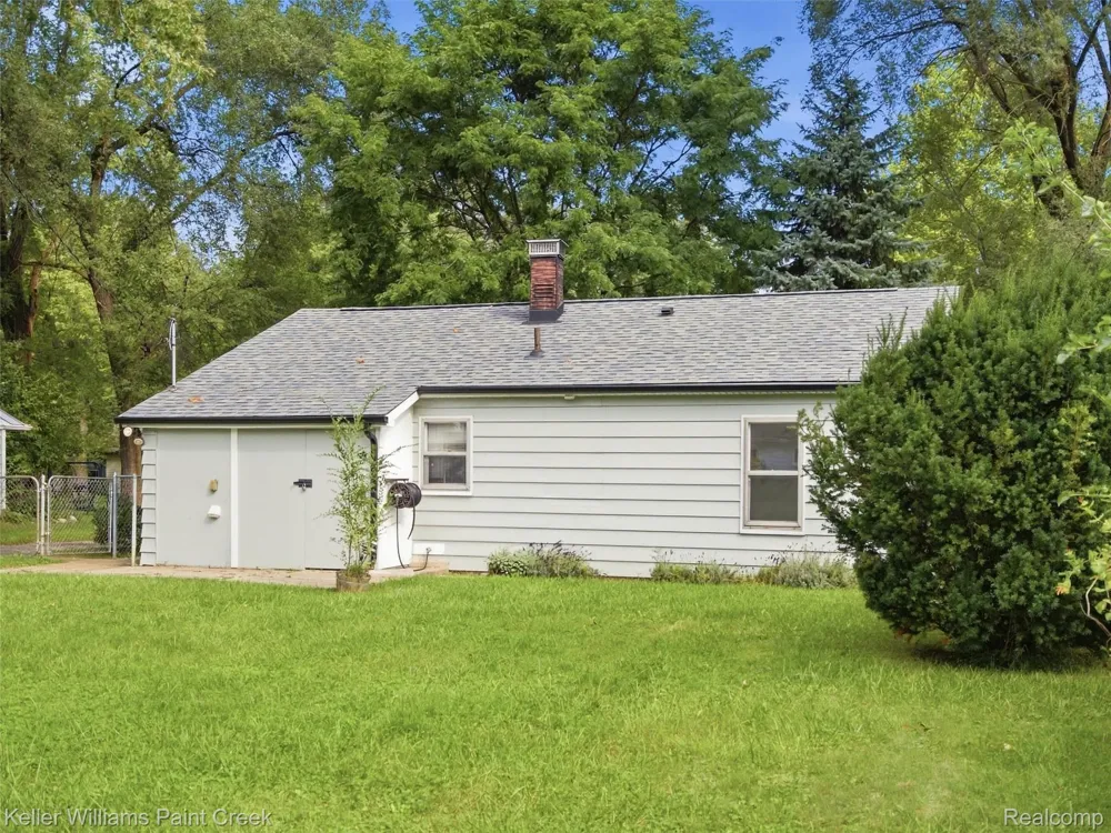 2908 Edna Jane Drive Auburn Hills City, MI 48326