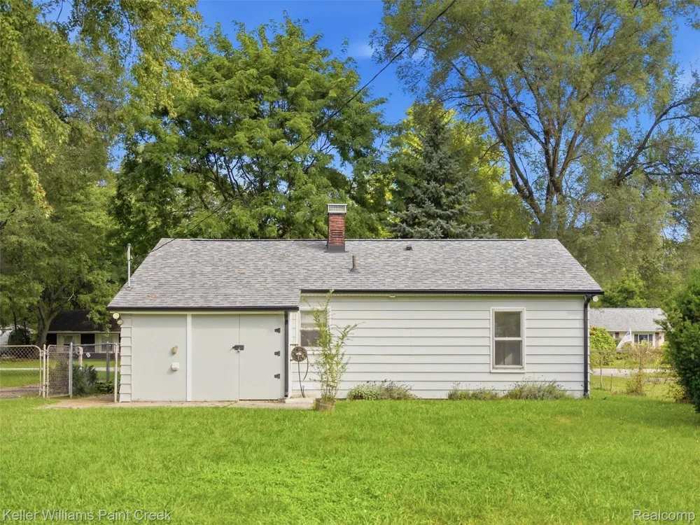 2908 Edna Jane Drive Auburn Hills City, MI 48326