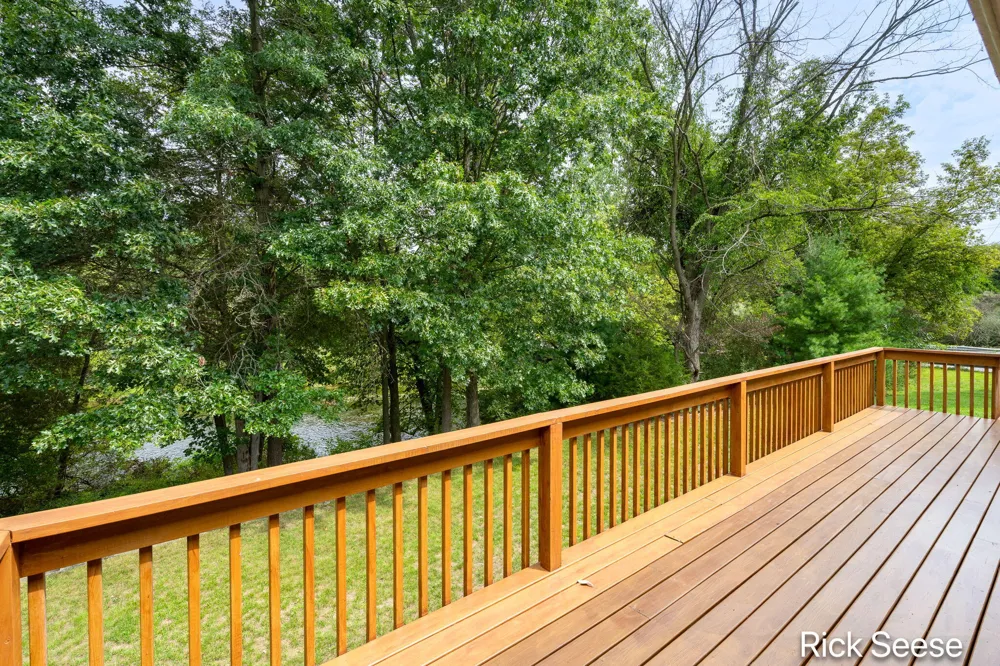13535 Forest River Drive SE Vergennes Township, MI 49331