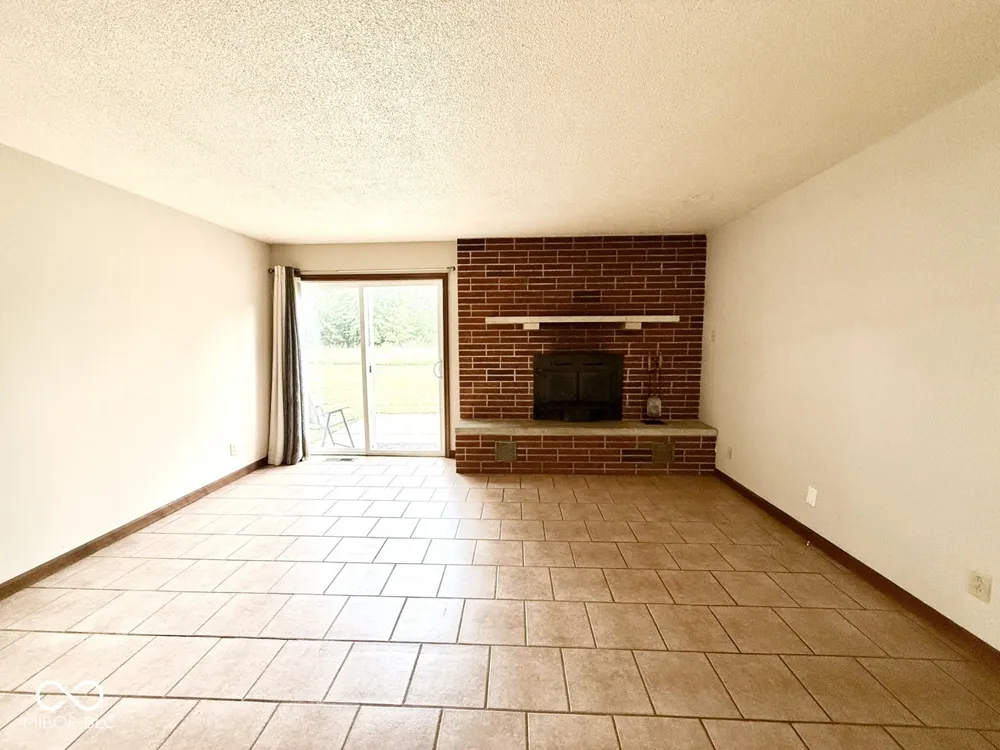12099 E Davis Avenue Brazil, IN 47834