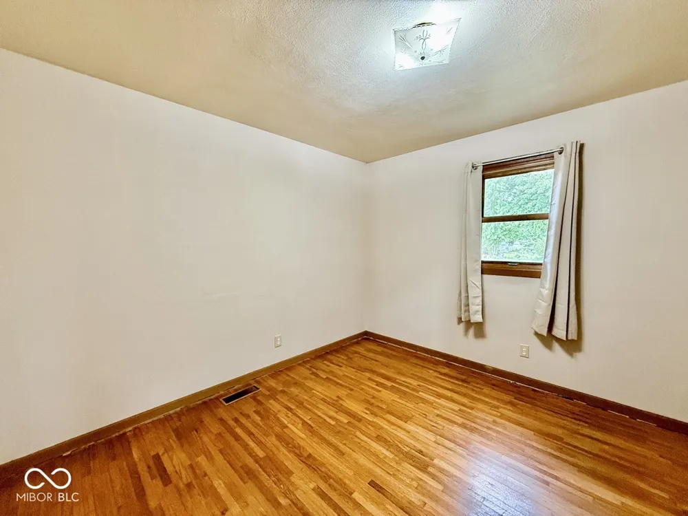 12099 E Davis Avenue Brazil, IN 47834