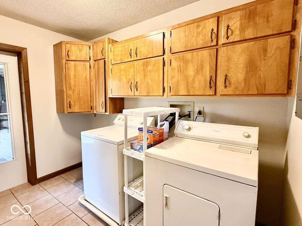 12099 E Davis Avenue Brazil, IN 47834