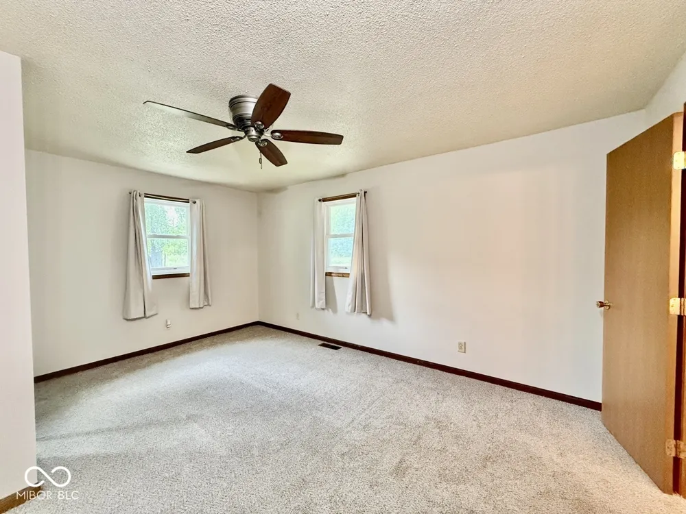 12099 E Davis Avenue Brazil, IN 47834