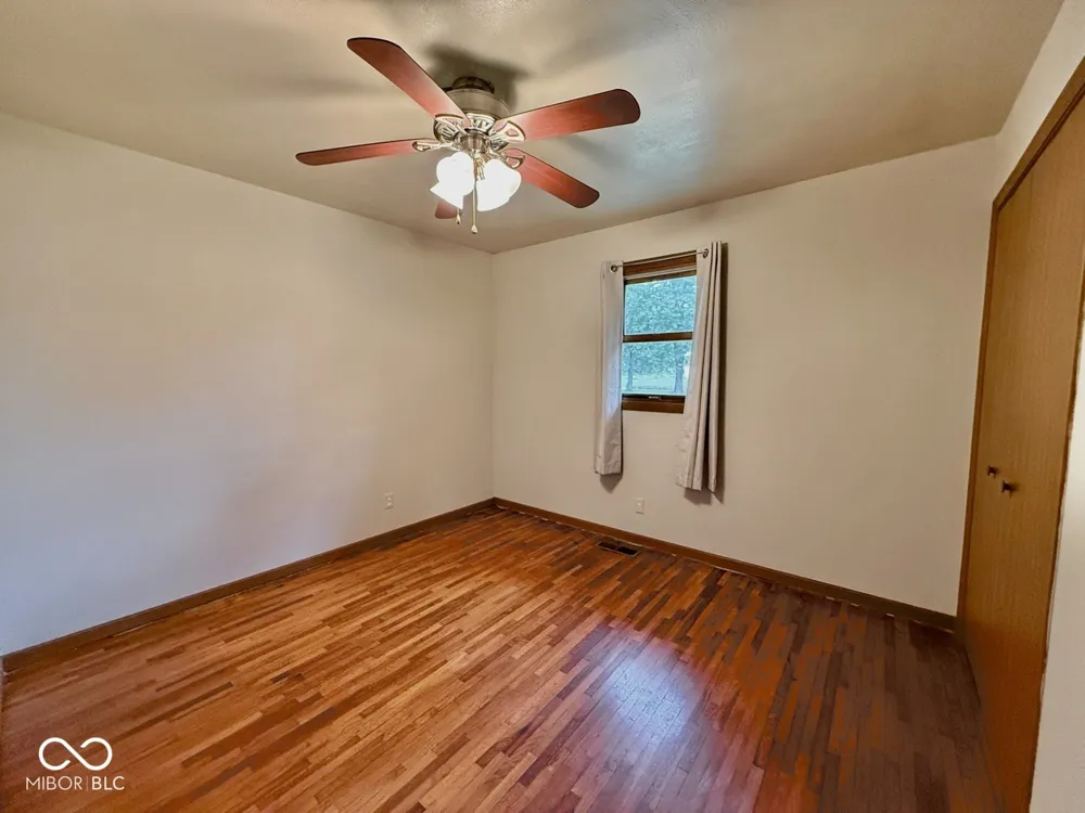 12099 E Davis Avenue Brazil, IN 47834