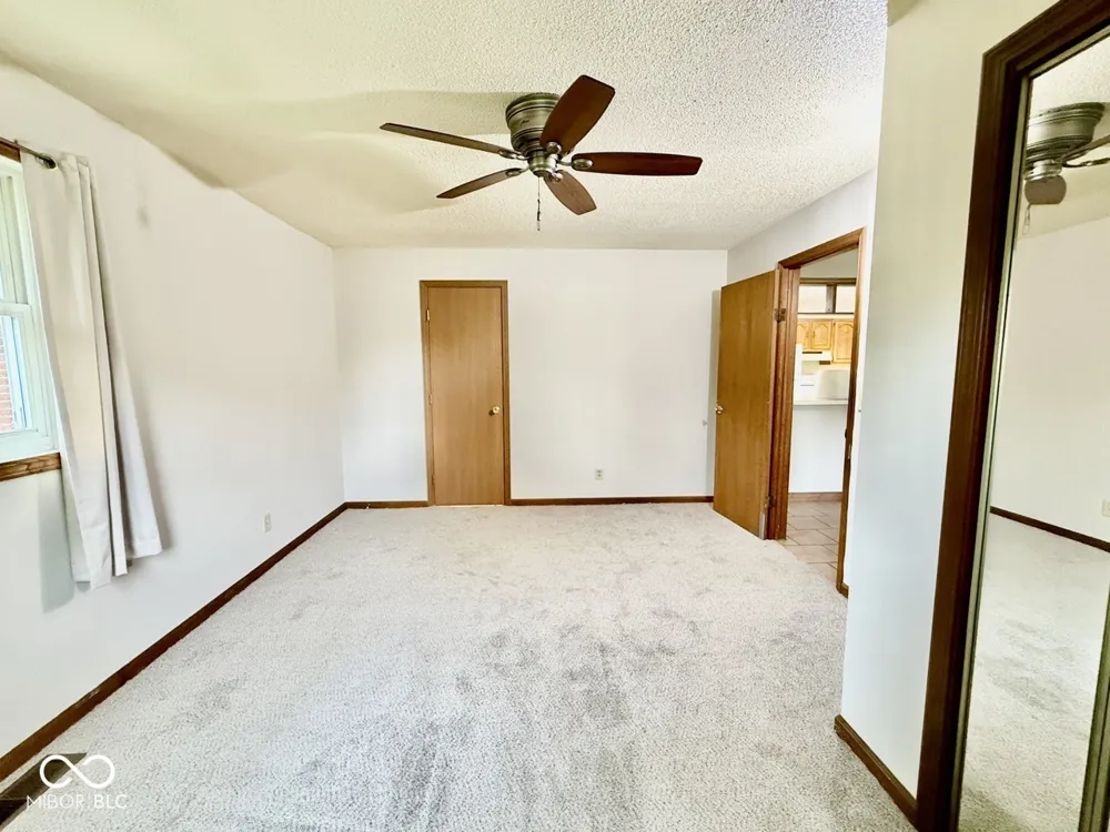 12099 E Davis Avenue Brazil, IN 47834