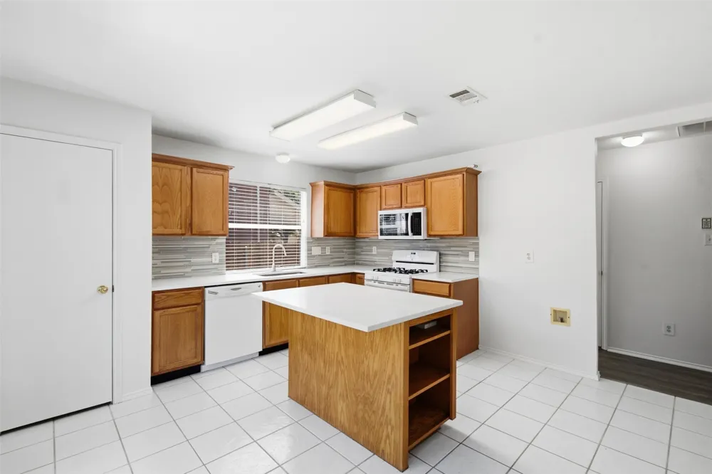 2220 Wisteria Way McKinney, TX 75071