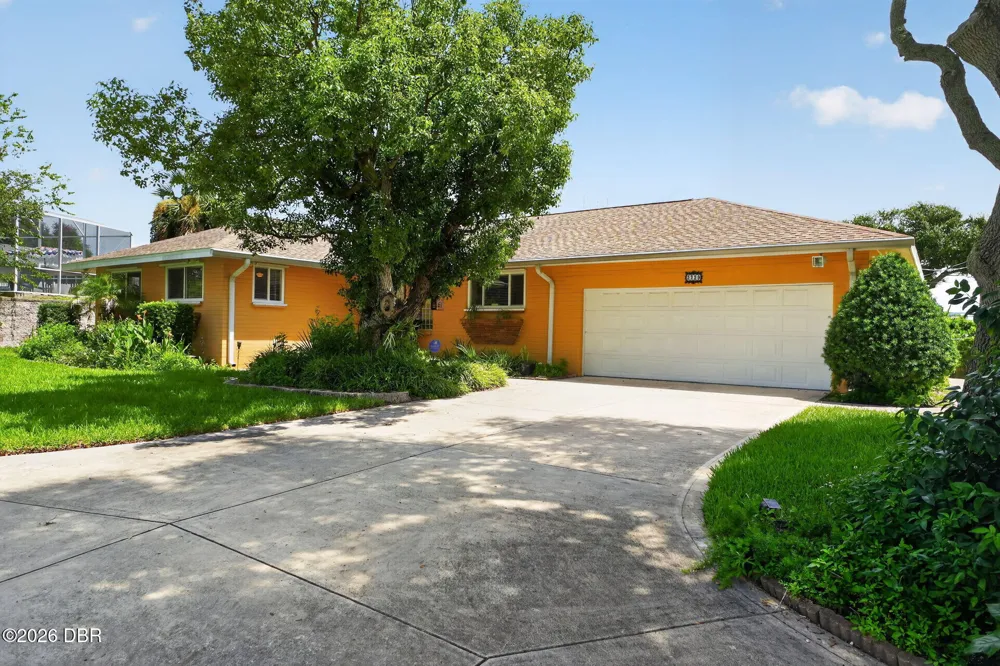2229 S Peninsula Drive Daytona Beach, FL 32118