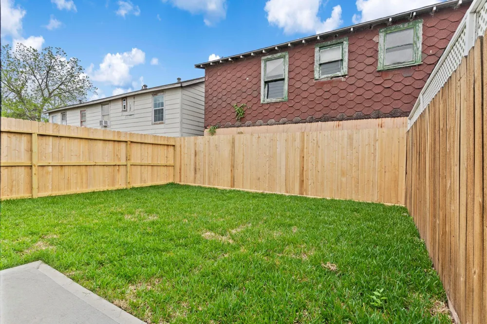6818 Avenue F Unit B Houston, TX 77011