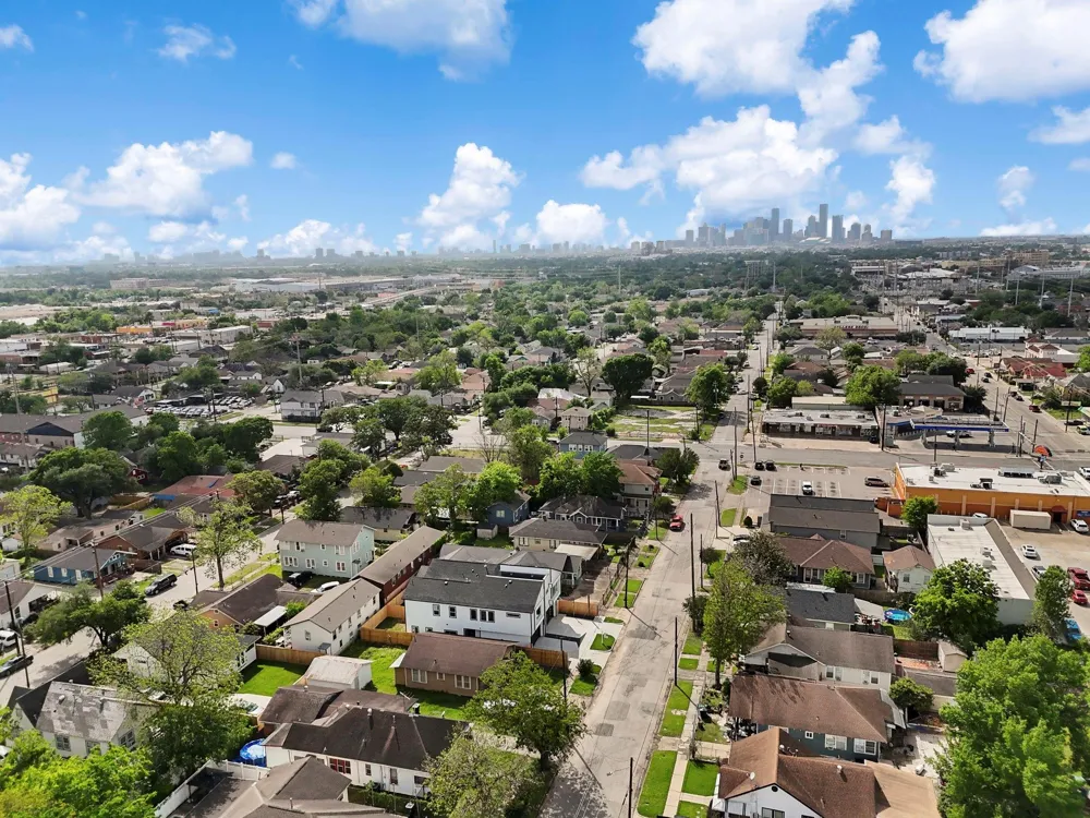 6818 Avenue F Unit B Houston, TX 77011