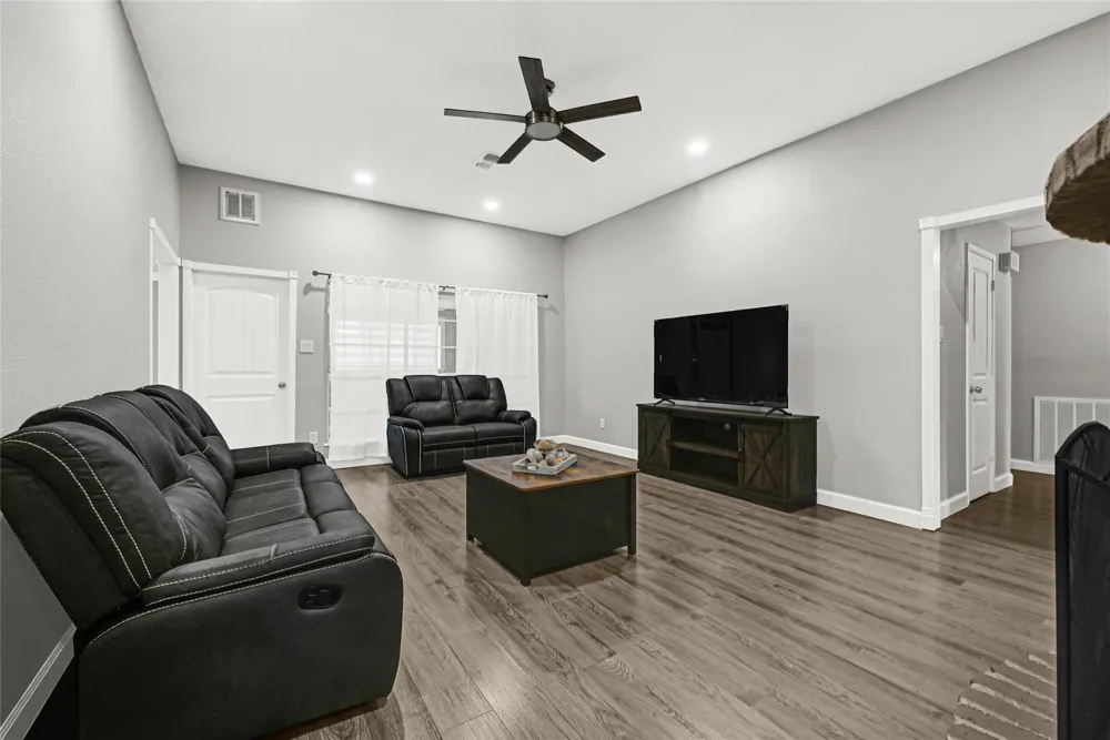 2407 Rambling Brook Drive Spring, TX 77373