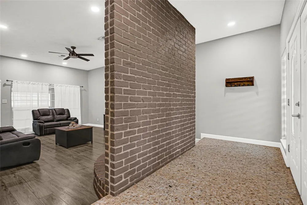 2407 Rambling Brook Drive Spring, TX 77373