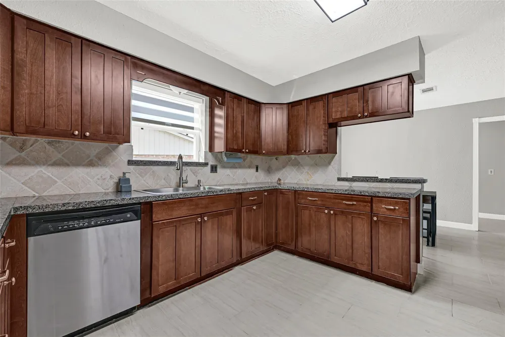 2407 Rambling Brook Drive Spring, TX 77373