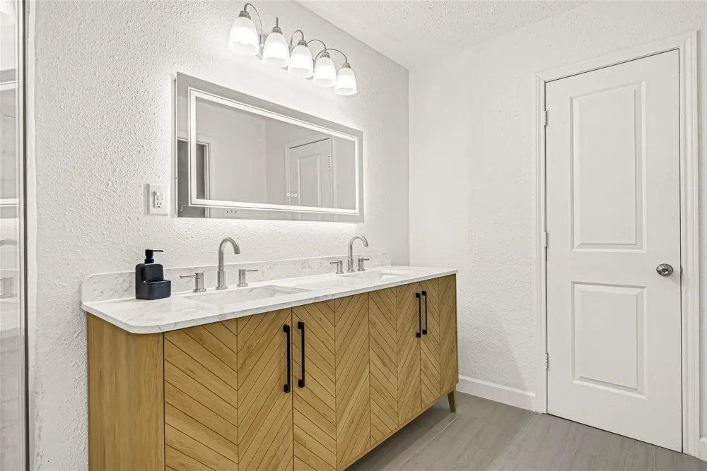 2407 Rambling Brook Drive Spring, TX 77373