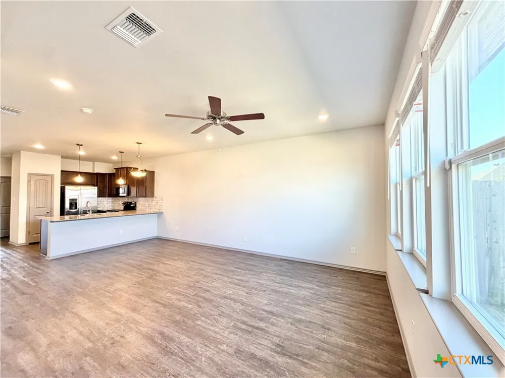 326 Green Valley Drive Copperas Cove, TX 76522