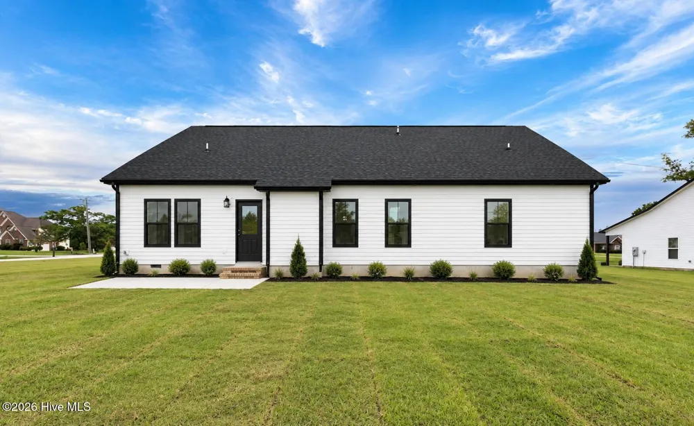 938 Whaley Road Kinston, NC 28501