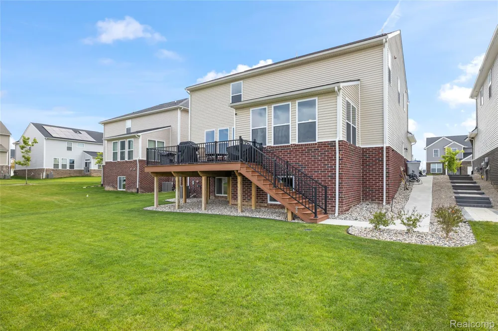 58714 Sella Drive Lyon Charter Township, MI 48178