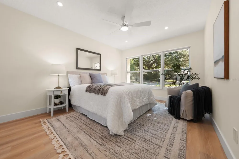786 MANOR DRIVE W Dunedin, FL 34698