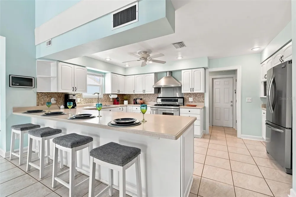 2800 HAVERHILL DRIVE Clearwater, FL 33761