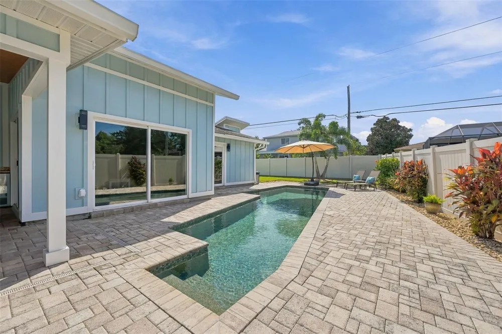 2800 HAVERHILL DRIVE Clearwater, FL 33761