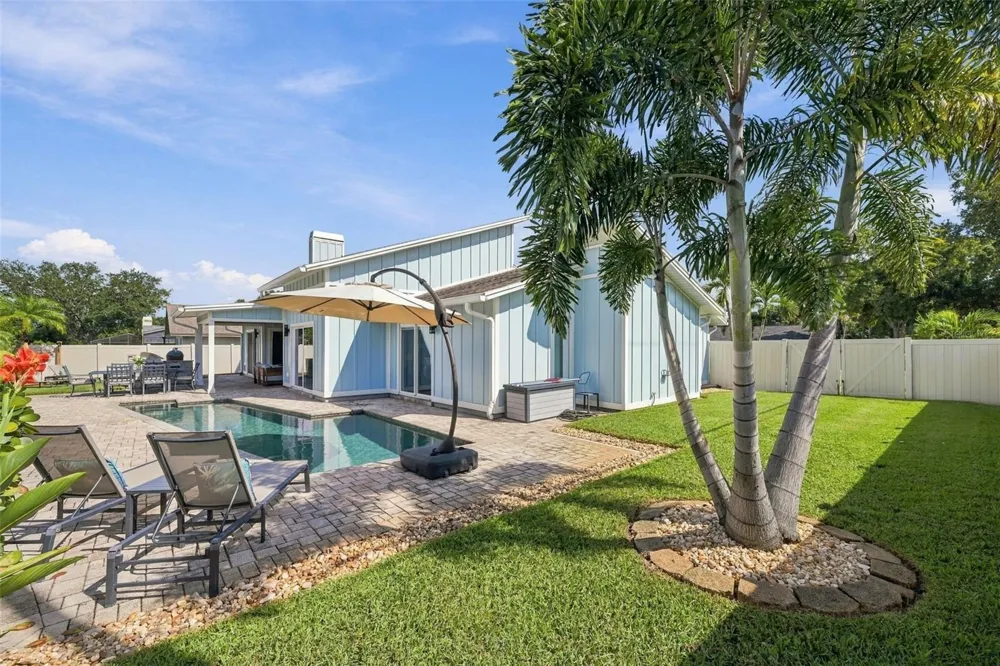 2800 HAVERHILL DRIVE Clearwater, FL 33761