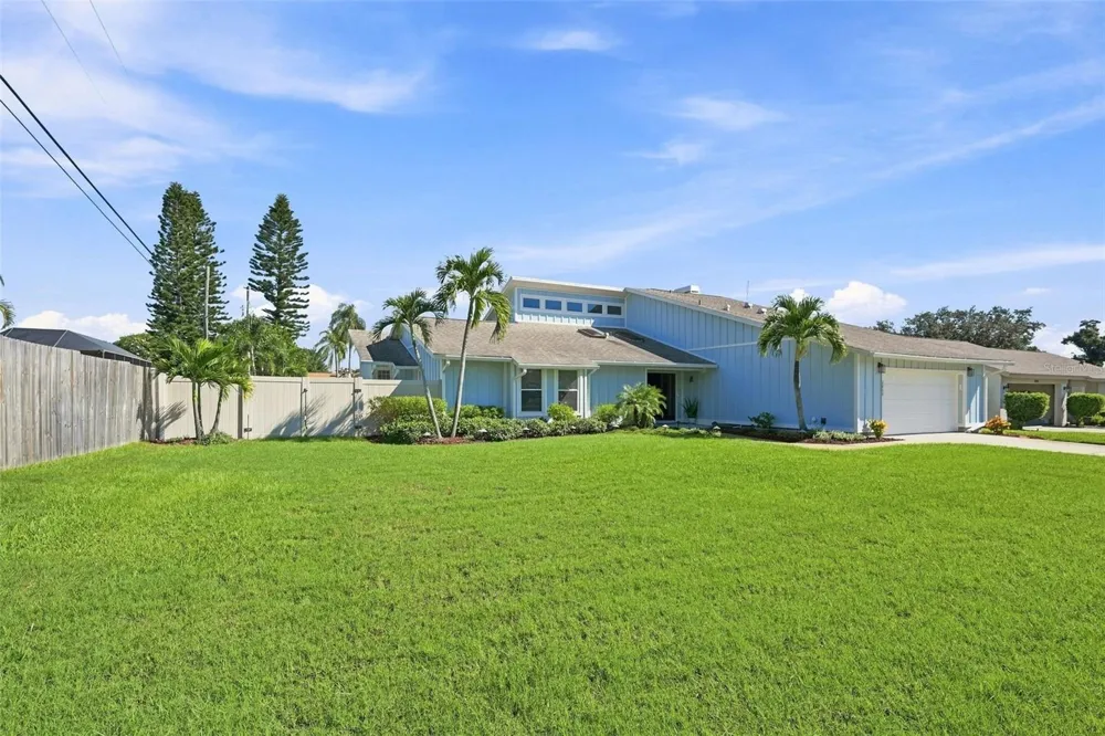 2800 HAVERHILL DRIVE Clearwater, FL 33761
