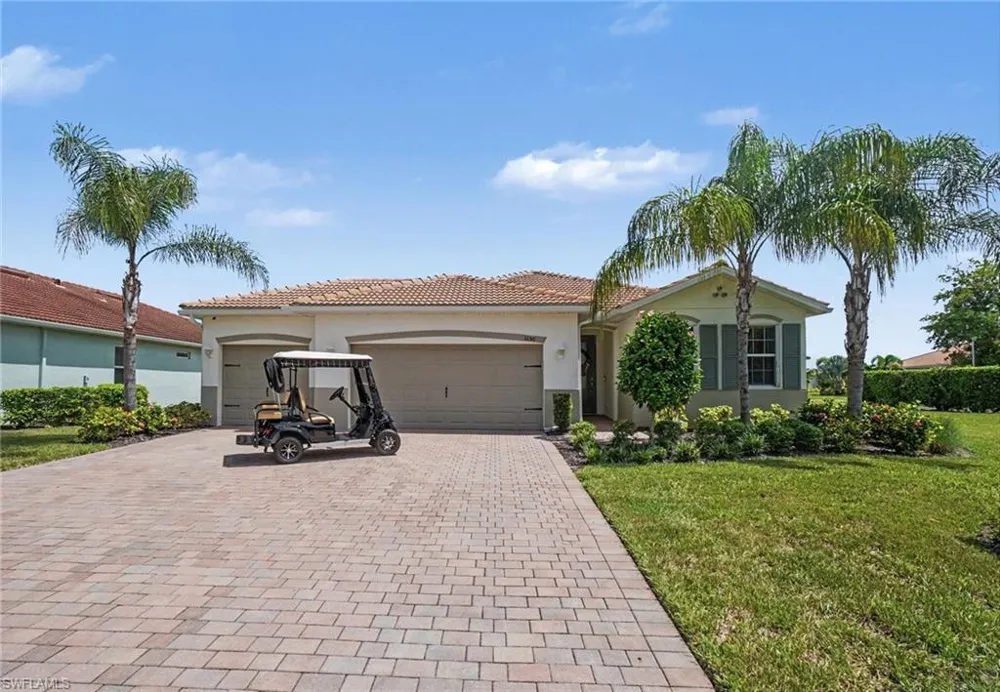 3156 Apple Blossom Drive Alva, FL 33920