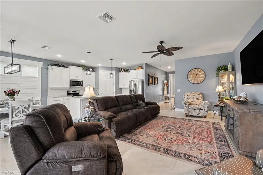 3156 Apple Blossom Drive Alva, FL 33920