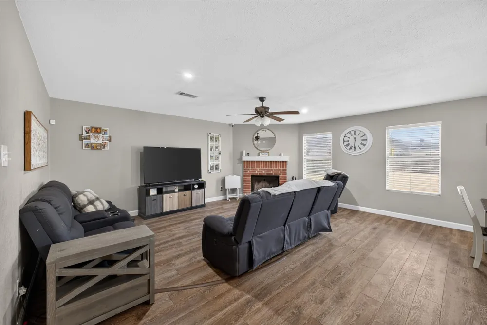 5316 Bedfordshire Drive Fort Worth, TX 76135