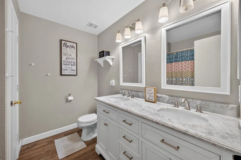 5316 Bedfordshire Drive Fort Worth, TX 76135