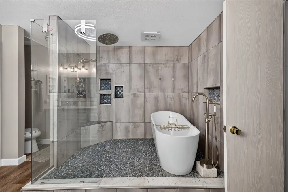 5316 Bedfordshire Drive Fort Worth, TX 76135