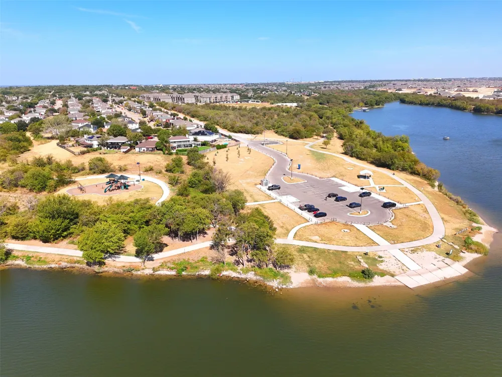 5316 Bedfordshire Drive Fort Worth, TX 76135