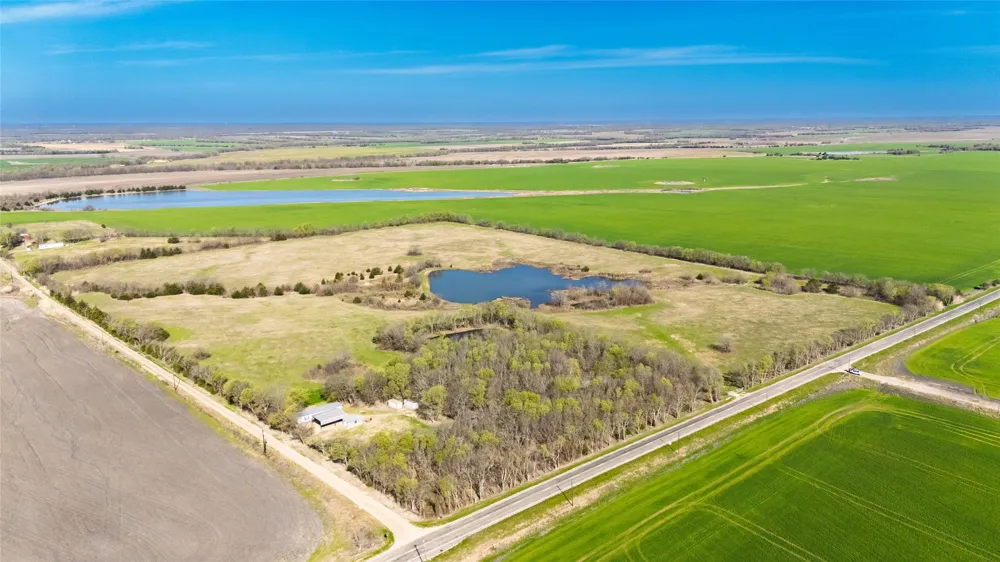 50 CR 3400 Pecan Gap, TX 75469
