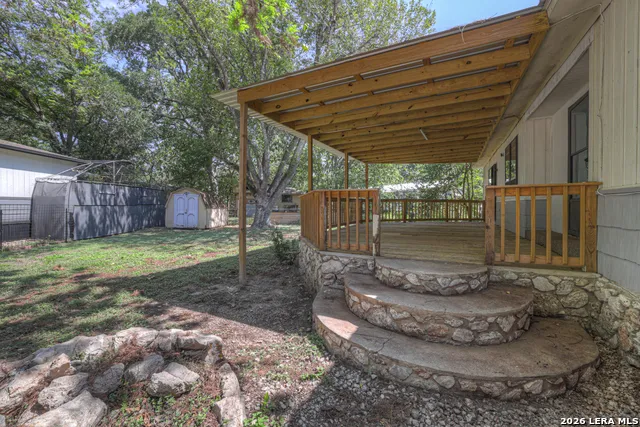 151 DEER LN New Braunfels, TX 78130