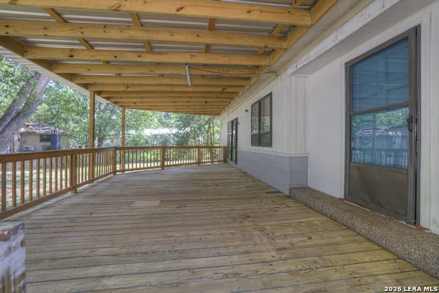 151 DEER LN New Braunfels, TX 78130