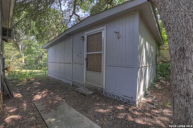 151 DEER LN New Braunfels, TX 78130