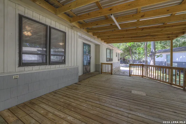 151 DEER LN New Braunfels, TX 78130