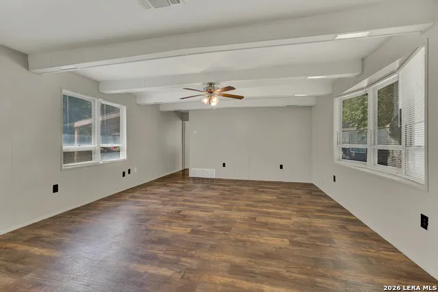 151 DEER LN New Braunfels, TX 78130