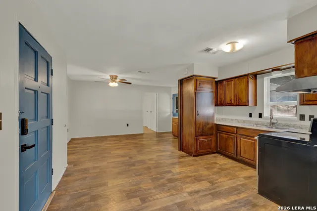 151 DEER LN New Braunfels, TX 78130