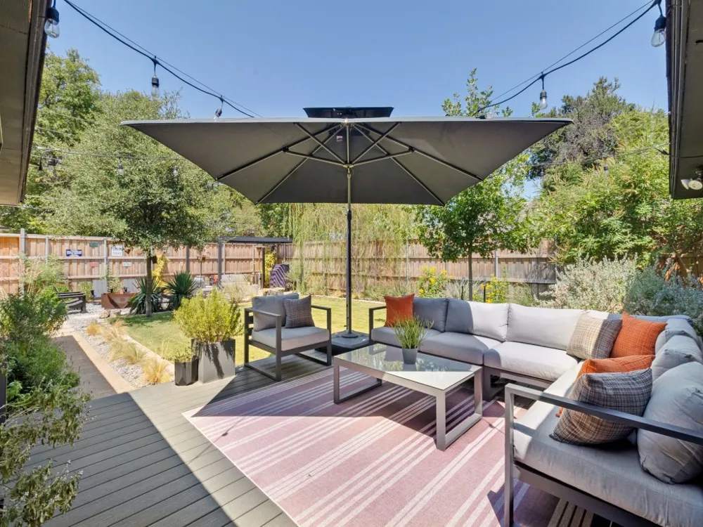 5915 Canterview Drive Dallas, TX 75228