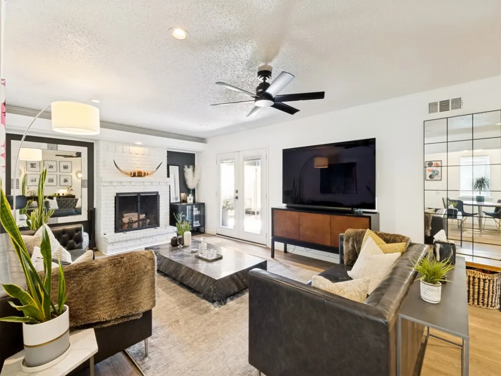 5915 Canterview Drive Dallas, TX 75228