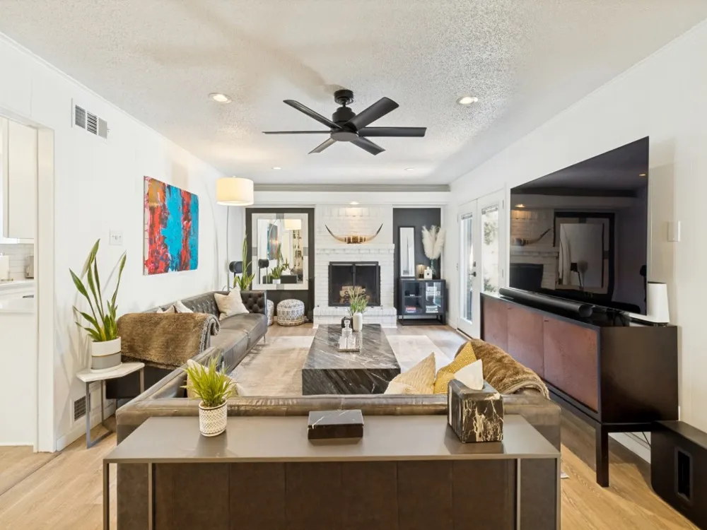 5915 Canterview Drive Dallas, TX 75228