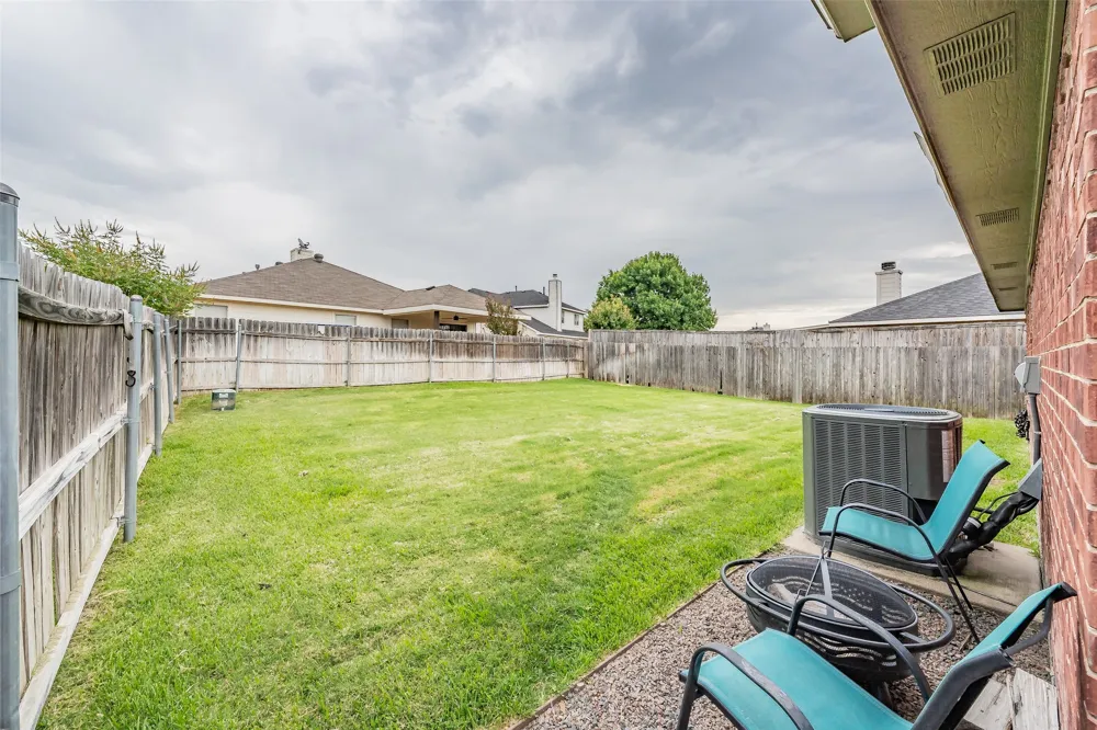 7403 Fossil Lake Drive Arlington, TX 76002