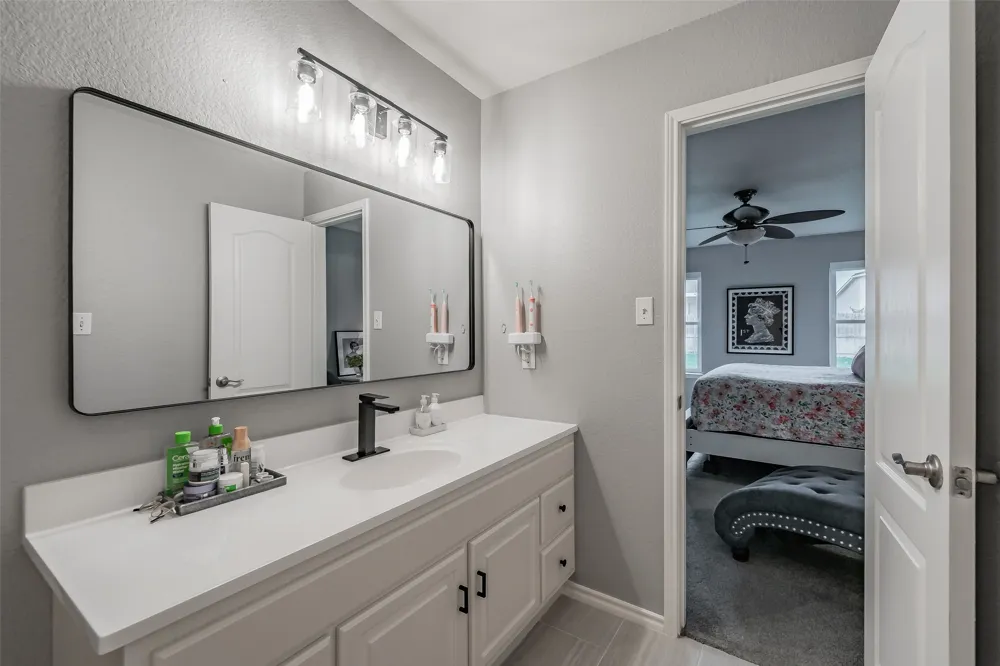 7403 Fossil Lake Drive Arlington, TX 76002